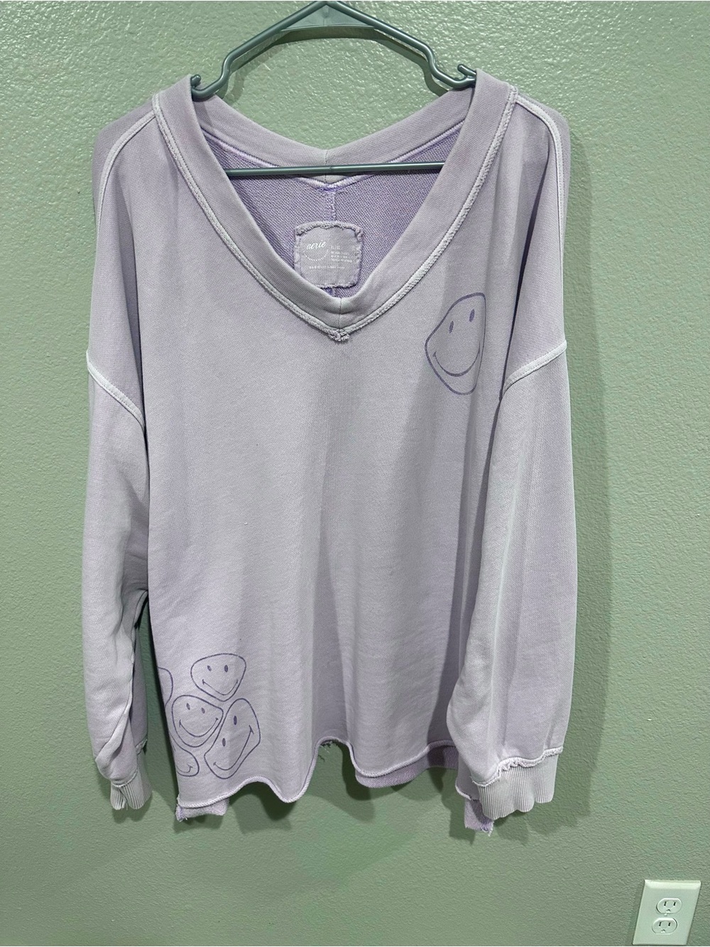 Slouchy light sweater